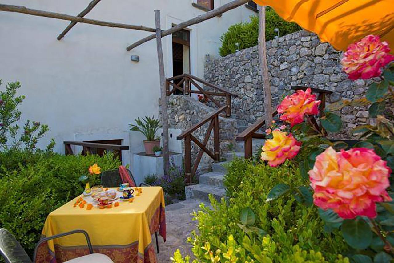 L'Antico Borgo Dei Limoni Bed & Breakfast Amalfi Exterior foto